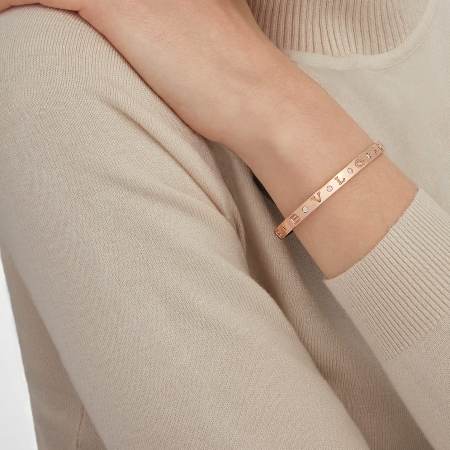 [LuckyStar]ZERO 1 ROSÉGOLD-ARMBAND MIT 12 DIAMANTEN