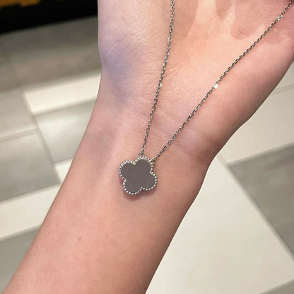 [Aurora]CLOVER 15MM DIAMANT-LASER-HALSKETTE - WEIHNACHTEN 2024 SONDEREDITION