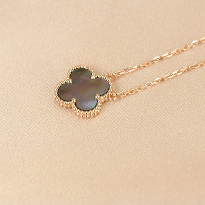 [LuckyStar]CLOVER 15MM GRAU PERLMUTT HALSKETTE