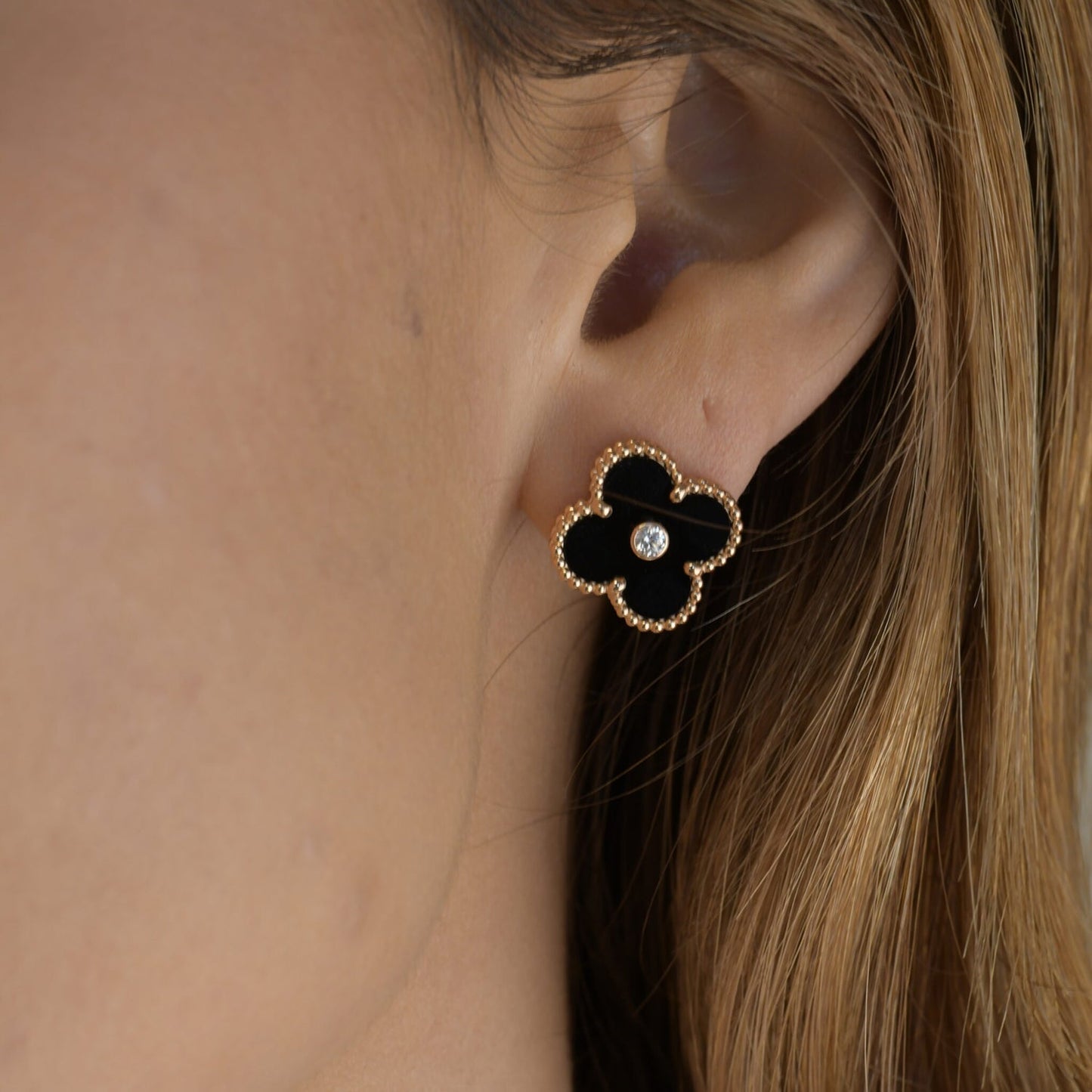 [LuckyStar]CLOVER MEDIUM 1 MOTIFS ONYX DIAMOND OHRRINGE