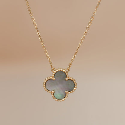 [LuckyStar]CLOVER 15MM GRAU PERLMUTT HALSKETTE