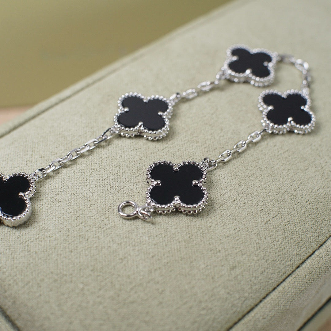 [LuckyStar]CLOVER 5 MOTIV ONYXS ARMBAND SILBER 