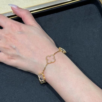 [LuckyStar] Armband mit Kleeblatt-Motiv und Bergkristall in Roségold