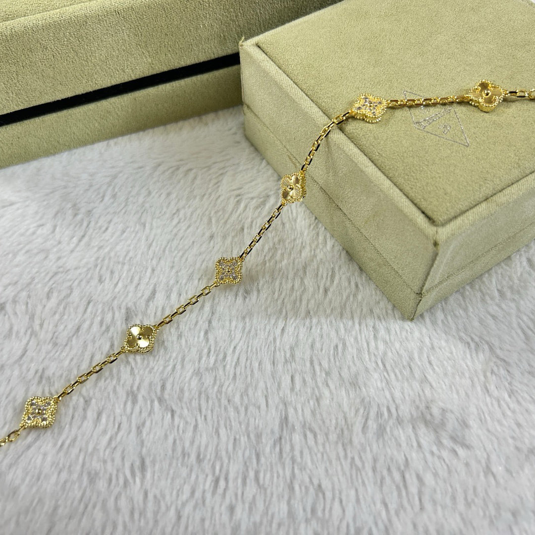 [LuckyStar]CLOVER 6 MOTIF DIAMOND LASER BRACELET