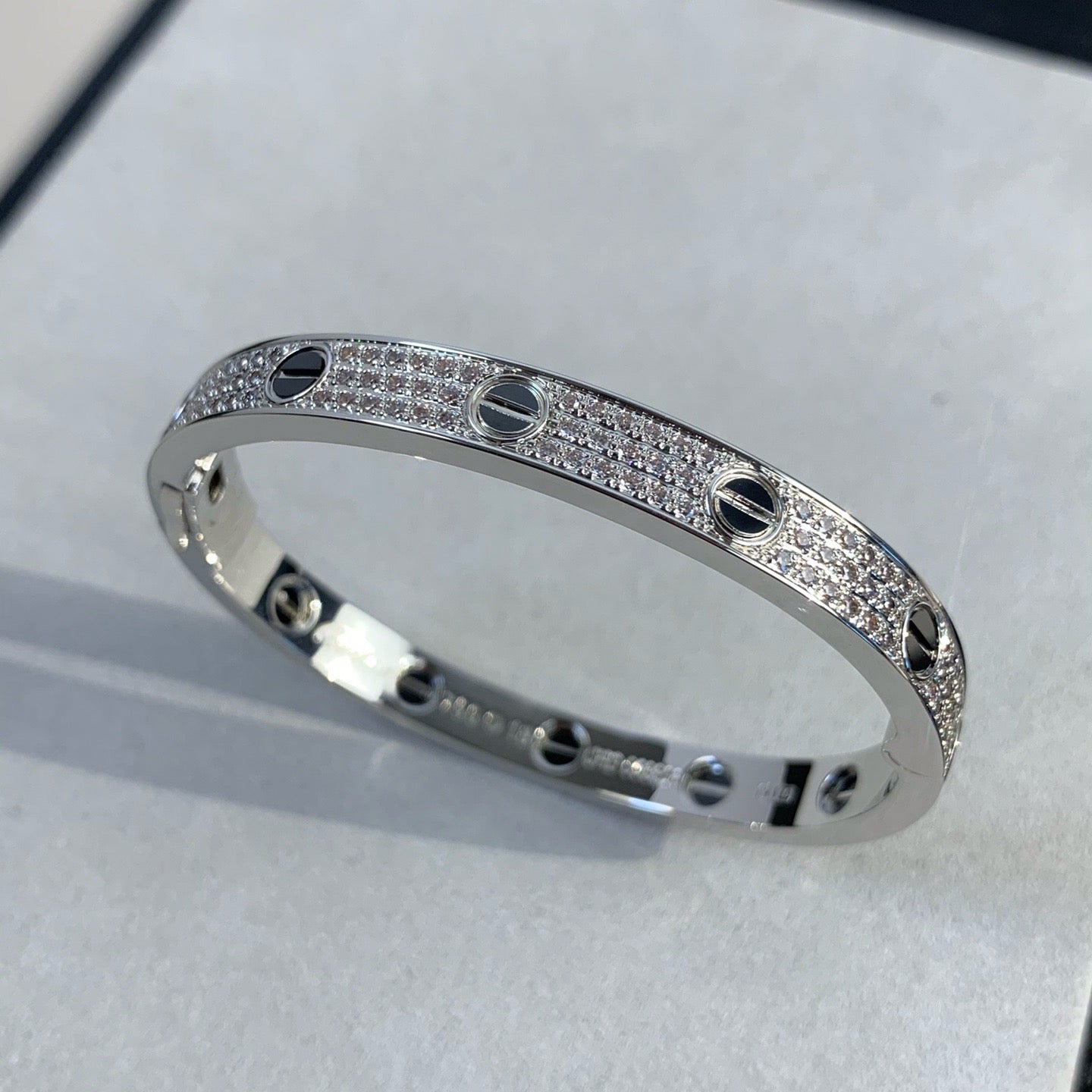 [LuckyStar] LIEBESARMBAND 6,1 MM DIAMANTBESAMT KERAMIK 