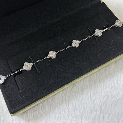 [LuckyStar]CLOVER 6 MOTIF DIAMOND BRACELET