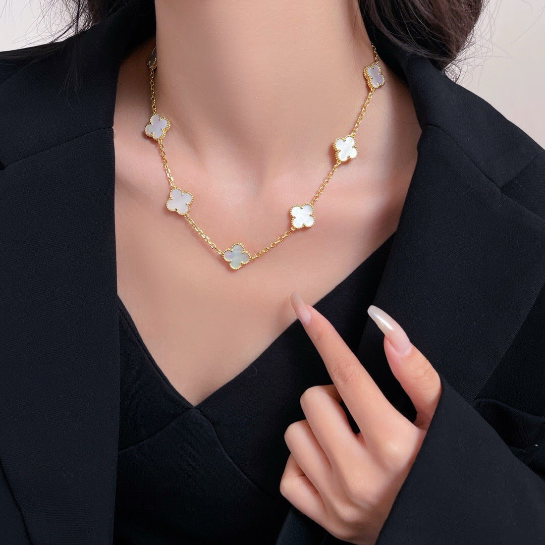 [LuckyStar]CLOVER 10 MOTIFS WHITE MOTHER OF PEARL NECKLACE
