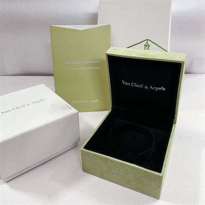 [LuckyStar]VA Kleeblatt Armband Halskette Ring Box Geschenktüte