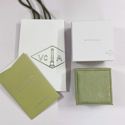 [LuckyStar]VA Kleeblatt Armband Halskette Ring Box Geschenktüte