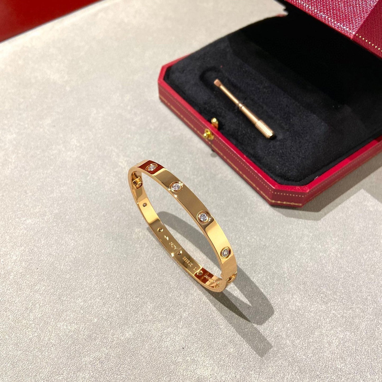 [LuckyStar]Liebesarmband 6,1 mm 10 Diamanten