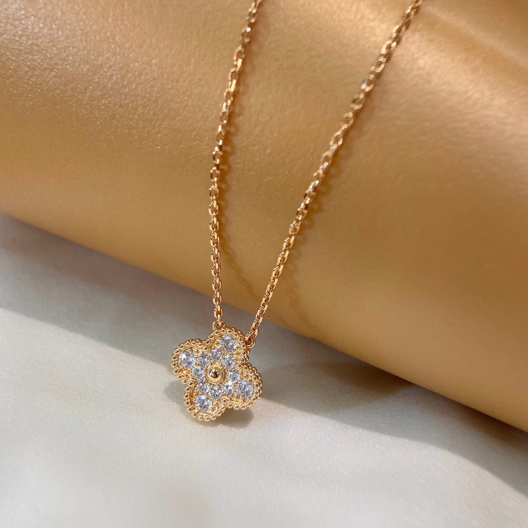 [LuckyStar]CLOVER 15MM DIAMANT-EINZELBLUMEN-HALSKETTE