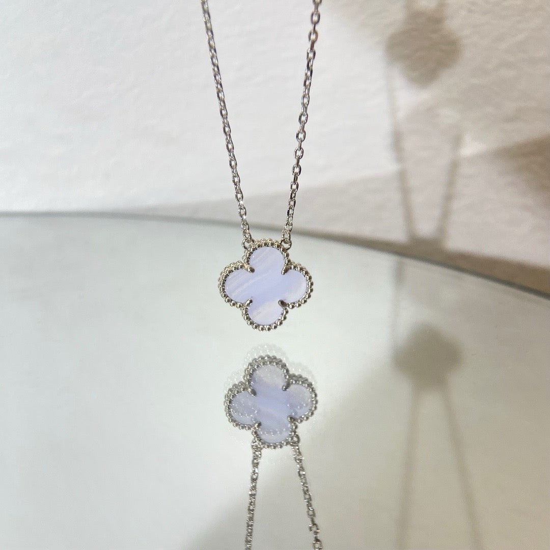 [LuckyStar]CLOVER 15MM BLAUER CHALCEDON HALSKETTE SILBER