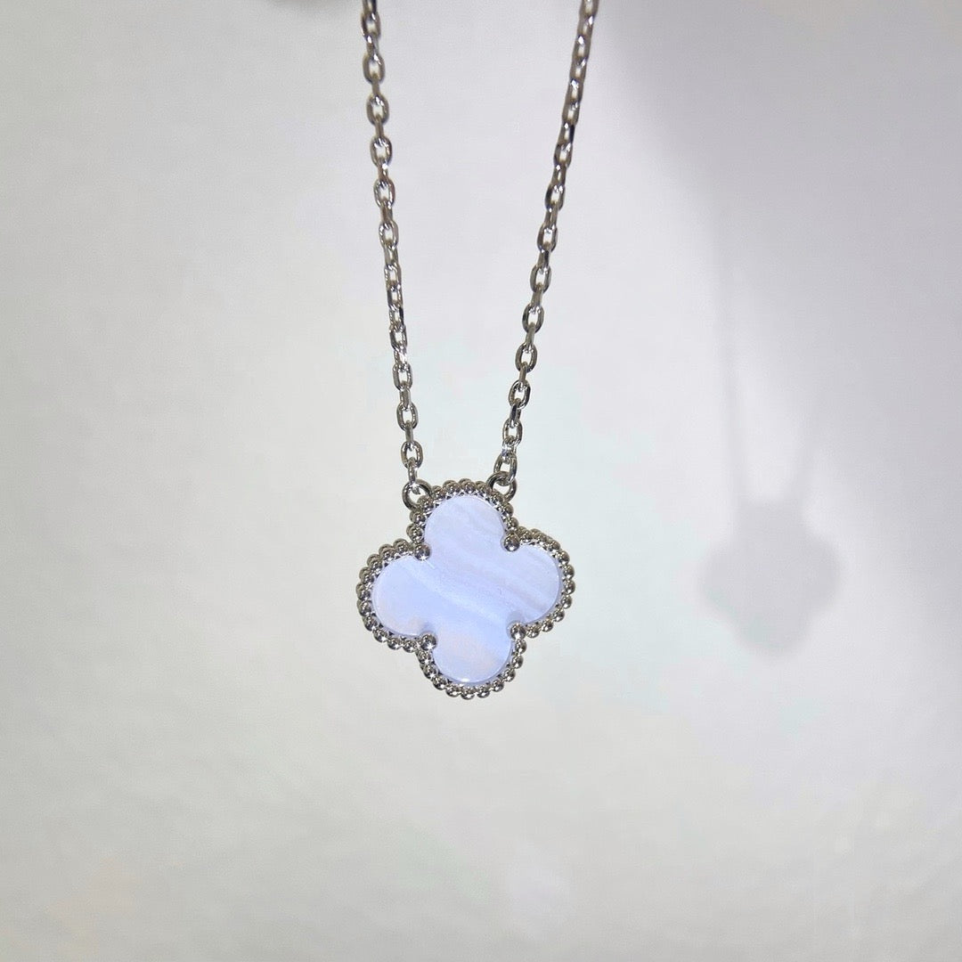 [LuckyStar]CLOVER 15MM BLAUER CHALCEDON HALSKETTE SILBER