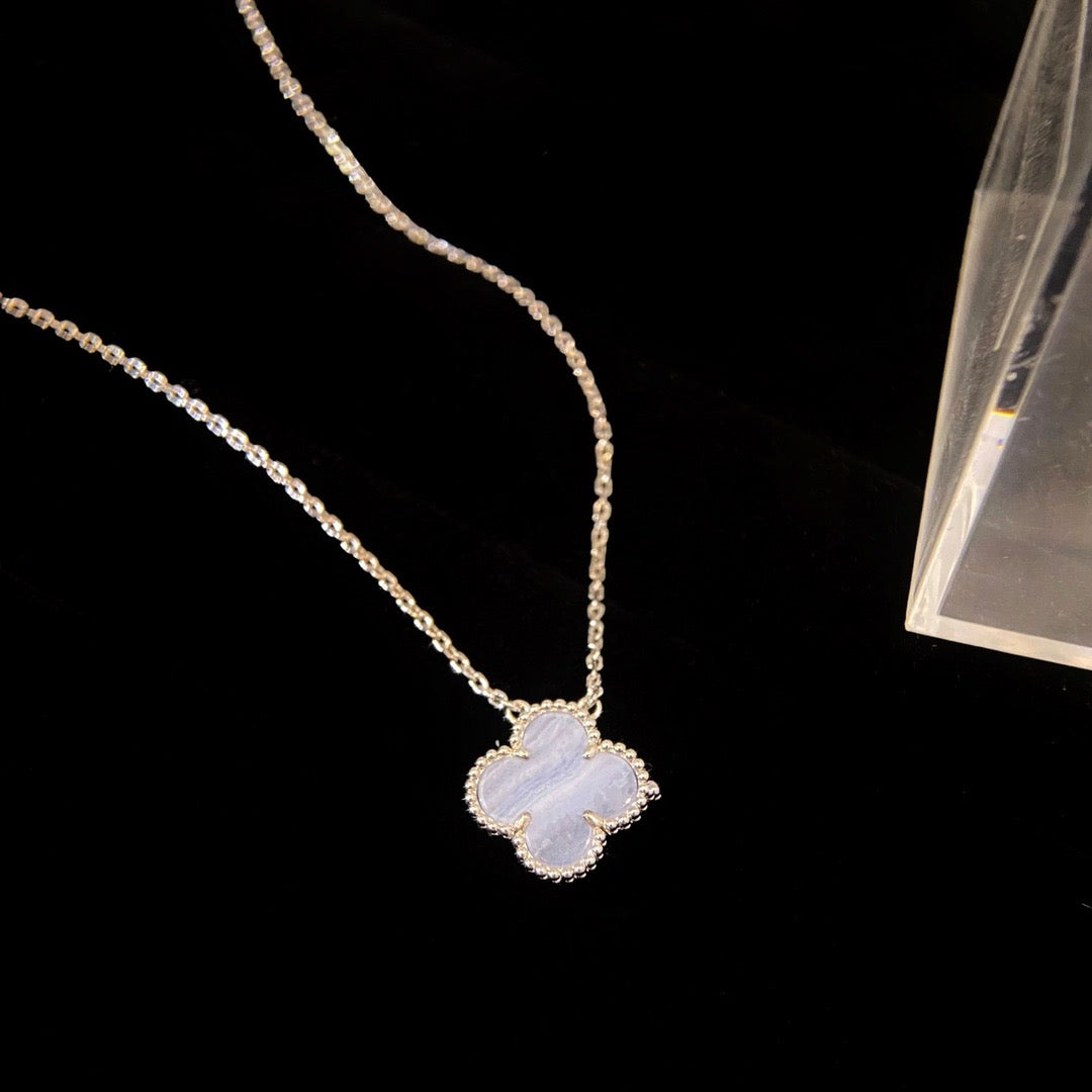 [LuckyStar]CLOVER 15MM BLAUER CHALCEDON HALSKETTE SILBER