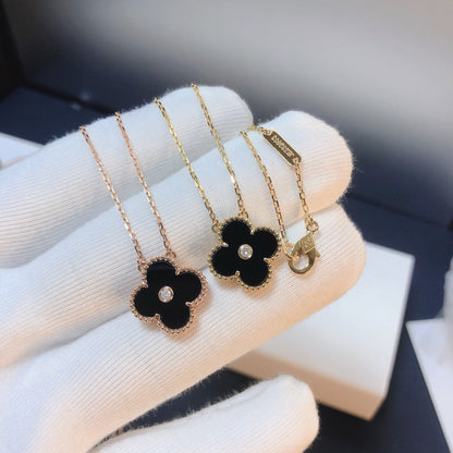 [LuckyStar]CLOVER 15MM DIAMANT-ONYX-HALSKETTE