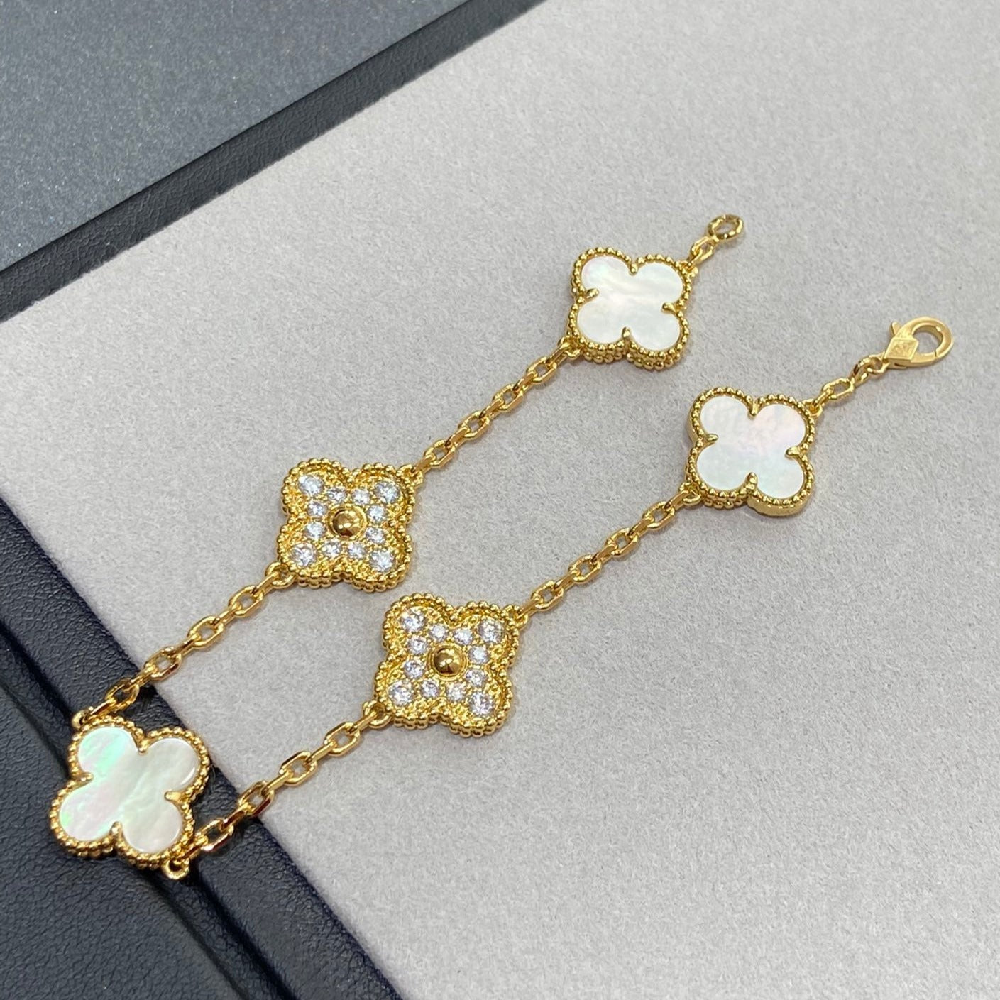 [LuckyStar]CLOVER ARMBAND 5 MOTIV WEISSER MOP DIAMANT 