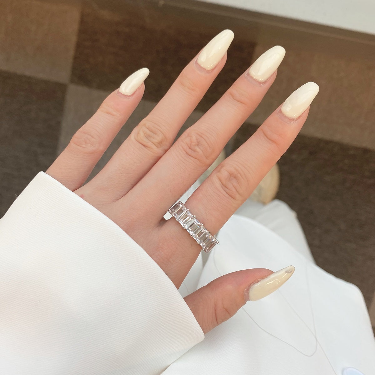 [LuckyStar]0.75 Carat Elegant Emerald Cut Tennis Ring
