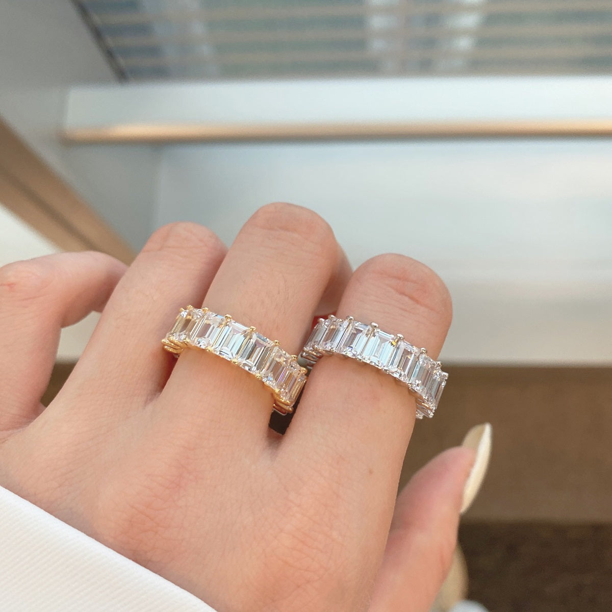 [LuckyStar]0.75 Carat Elegant Emerald Cut Tennis Ring