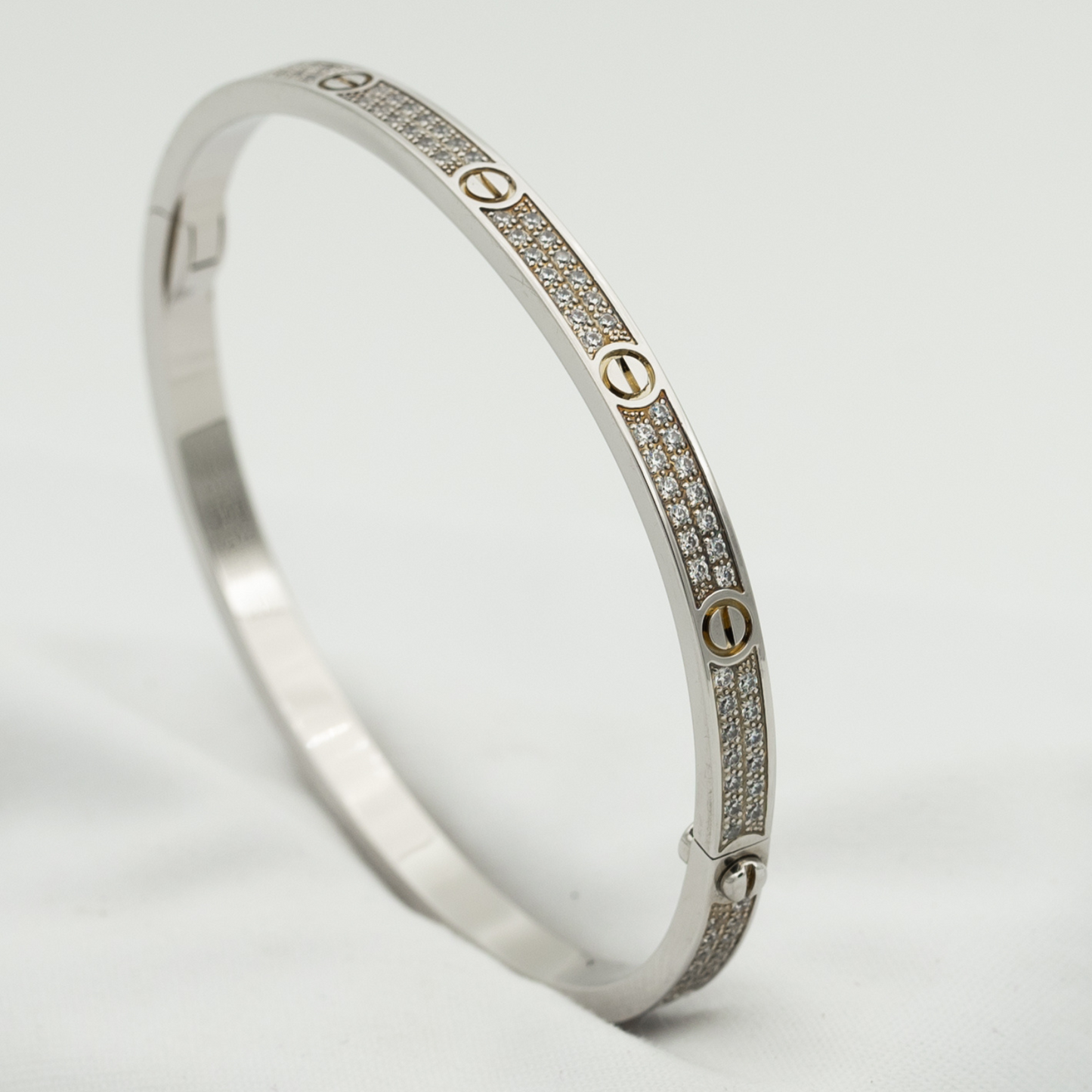 [LuckyStar] LIEBESARMBAND 3,65 MM MIT DIAMANTEN BESETZT