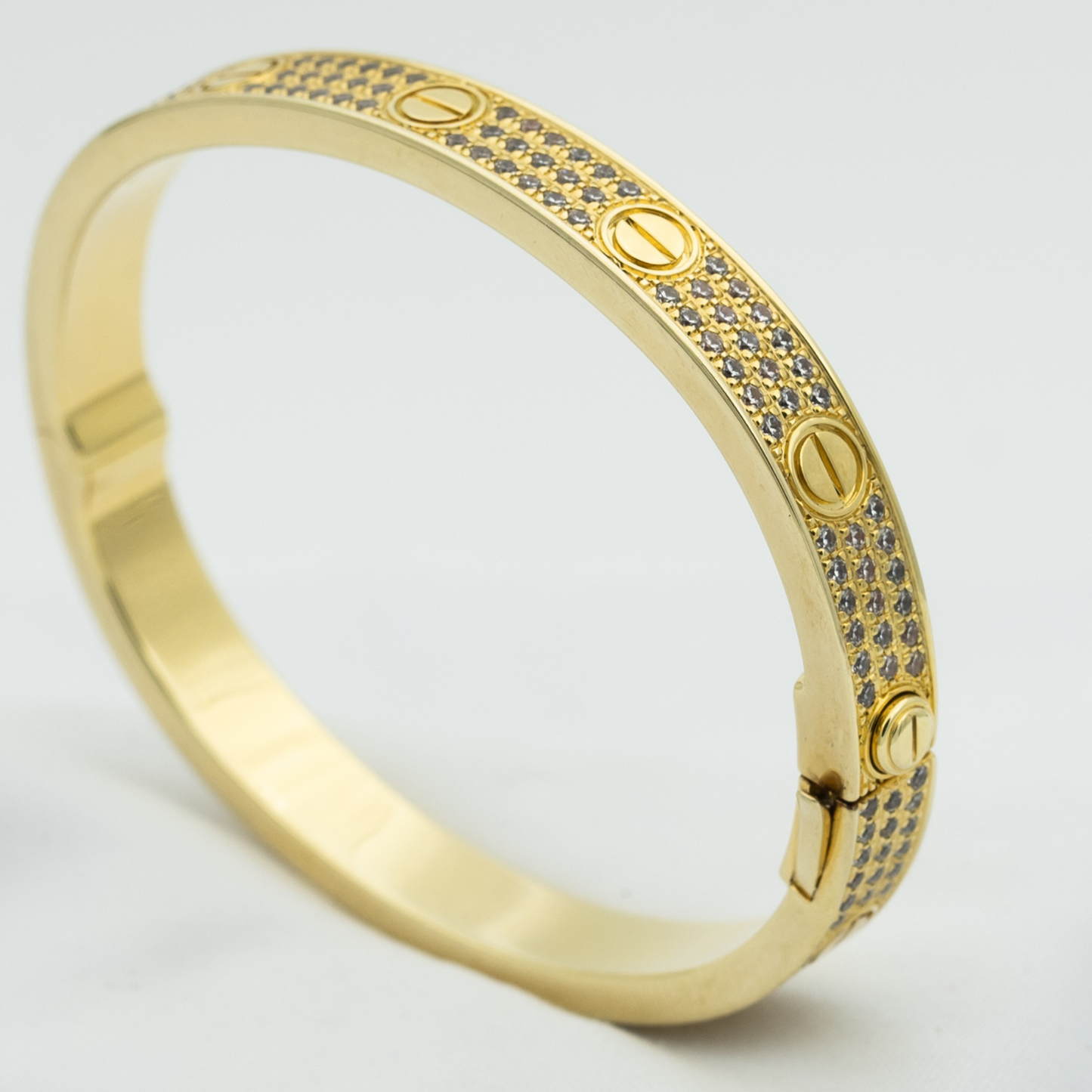[LuckyStar] LIEBESARMBAND 6,1 MM MIT DIAMANTEN BESETZT 