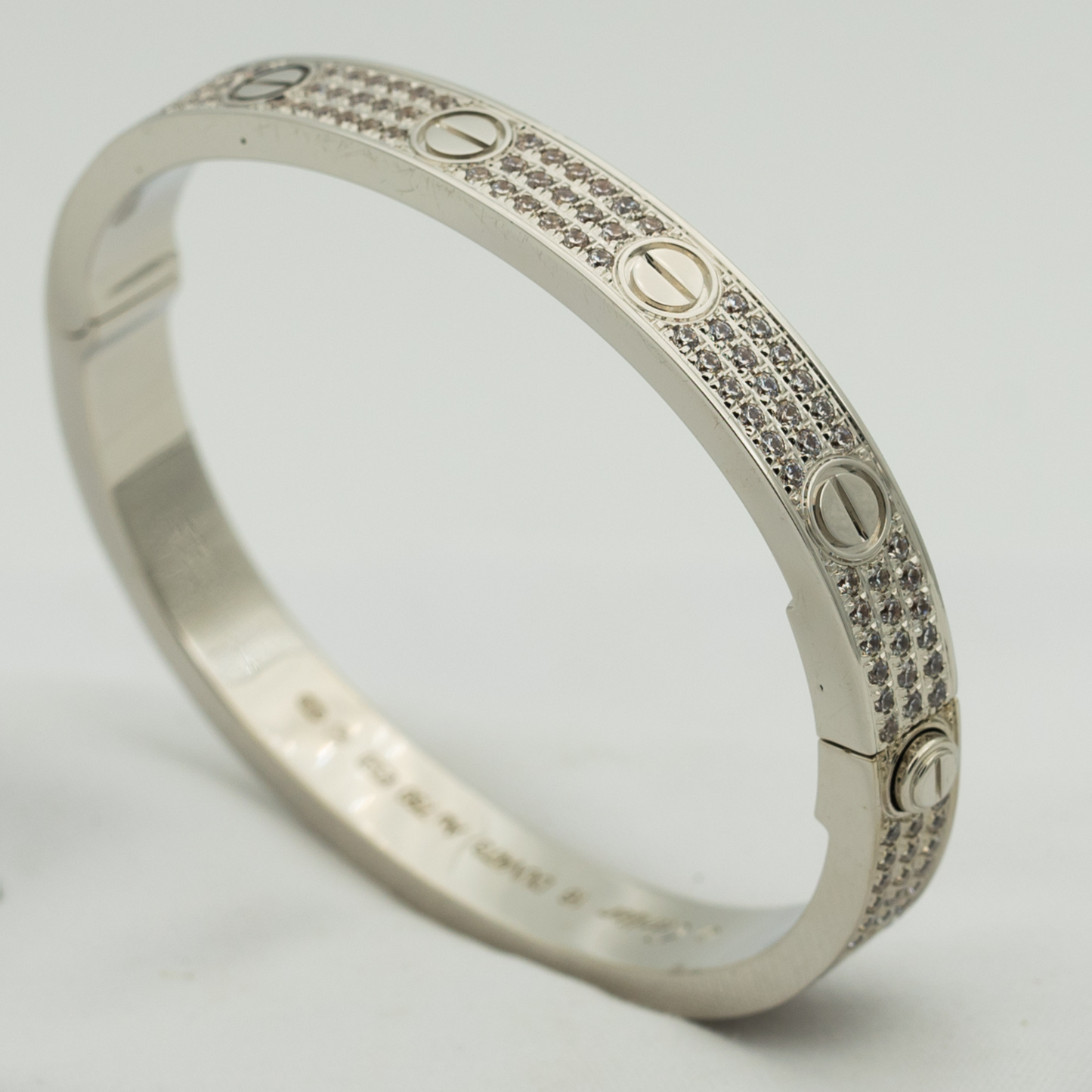 [LuckyStar] LIEBESARMBAND 6,1 MM MIT DIAMANTEN BESETZT 