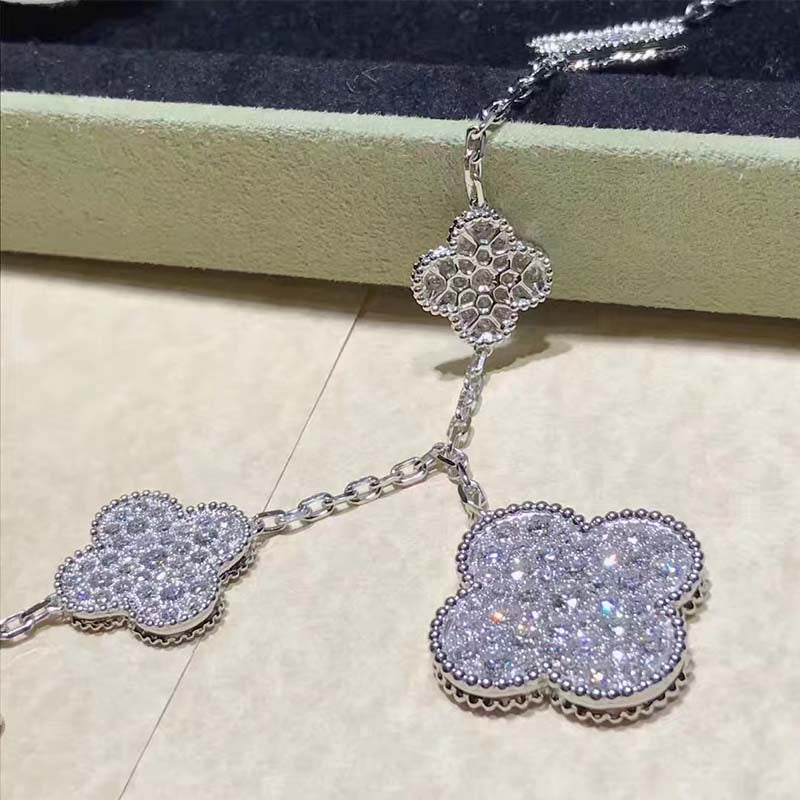 [LuckyStar]KLEEBLATT MIT 6 MOTIVEN, SILBER, DIAMANT
