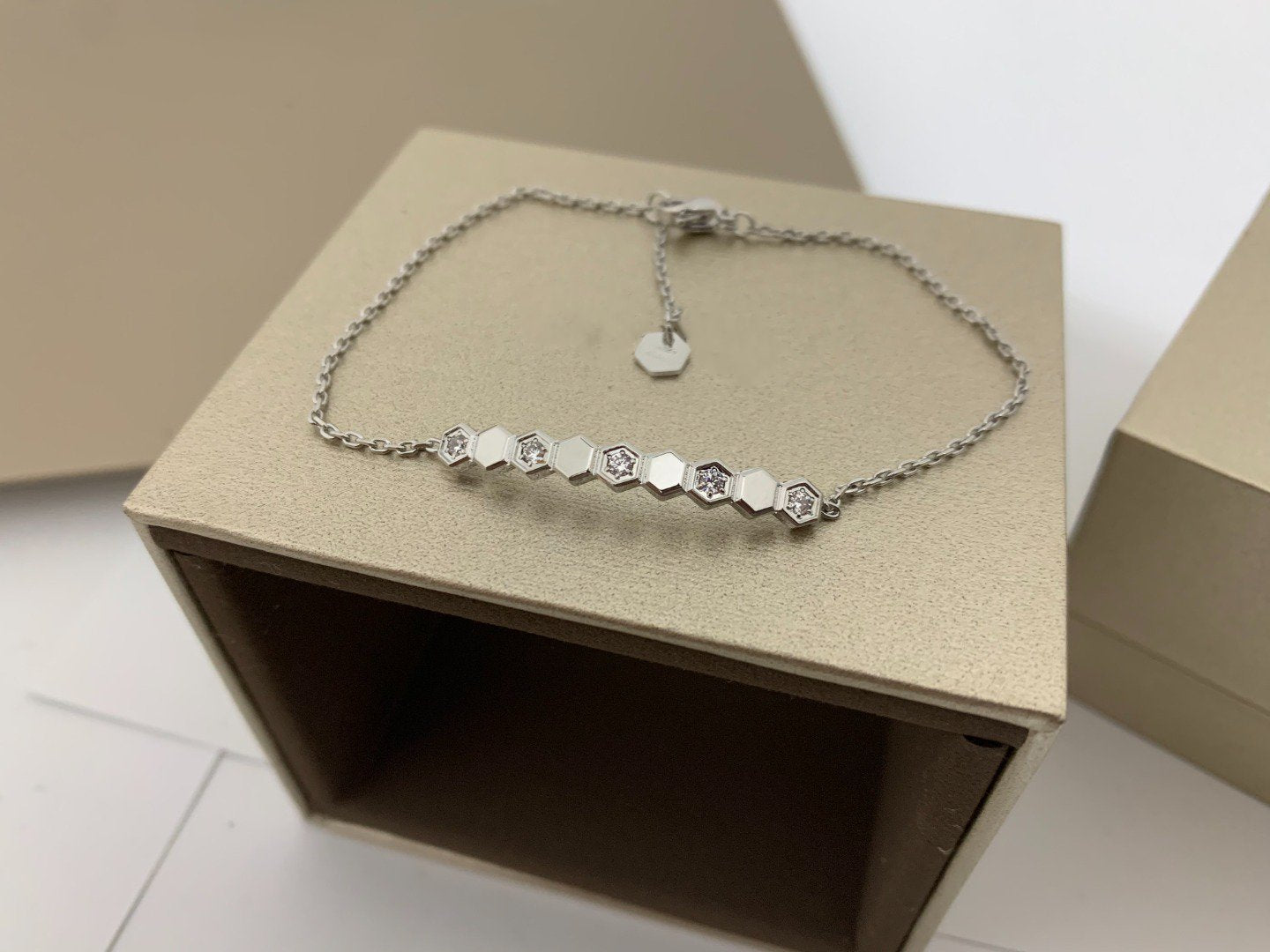 [LuckyStar] BIENENLIEBE ARMBAND DIAMANT 