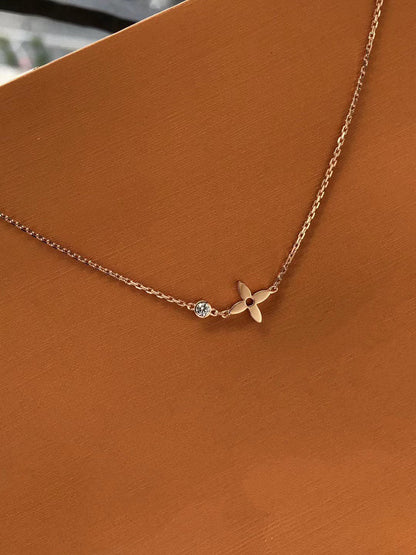 [LuckyStar] BLOSSOM ANHÄNGER ROTGOLD UND DIAMANT