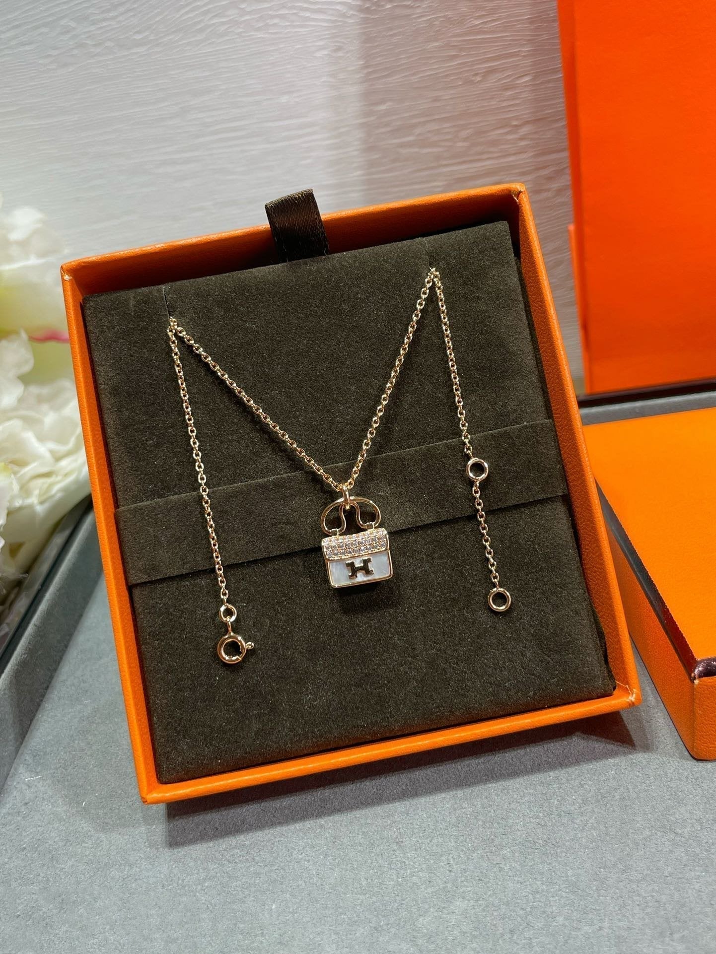 [LuckyStar]H CIRCE MOISSANITE ANHÄNGER HALSKETTE GOLD