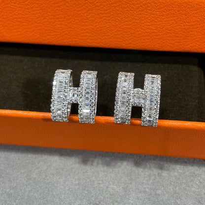 [LuckyStar]H Ohrstecker mit silbernen Diamanten