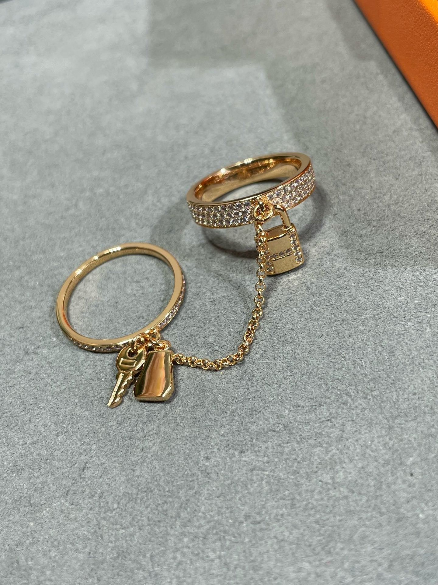 [LuckyStar]HM KELLY CLOCHETTE DOPPELRING MIT DIAMANTEN
