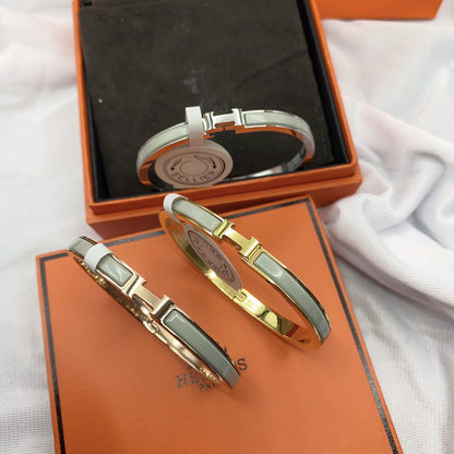 [LuckyStar]KLASSISCHES HM CLIC GRÜNES 8MM EMAILLE-ARMBAND