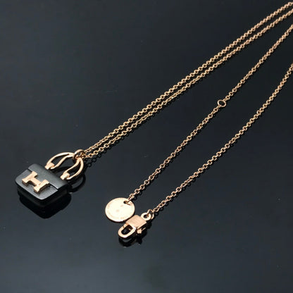 [LuckyStar]Damen-Halskette mit Anhänger „HM AMULETTES CONSTANCE“
