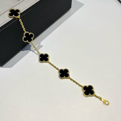 [LuckyStar]CLOVER 5 MOTIVE SCHWARZER ONYX ARMBAND 