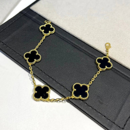 [LuckyStar]CLOVER 5 MOTIVE SCHWARZER ONYX ARMBAND 
