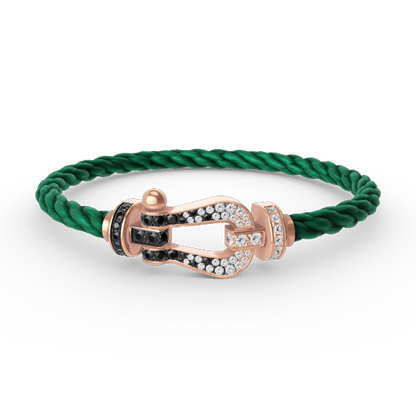 [LuckyStar]FORCE GROSSES HUFEISENARMBAND MIT SCHWARZ-WEISSEN DIAMANTEN UND ROSÉGOLD
