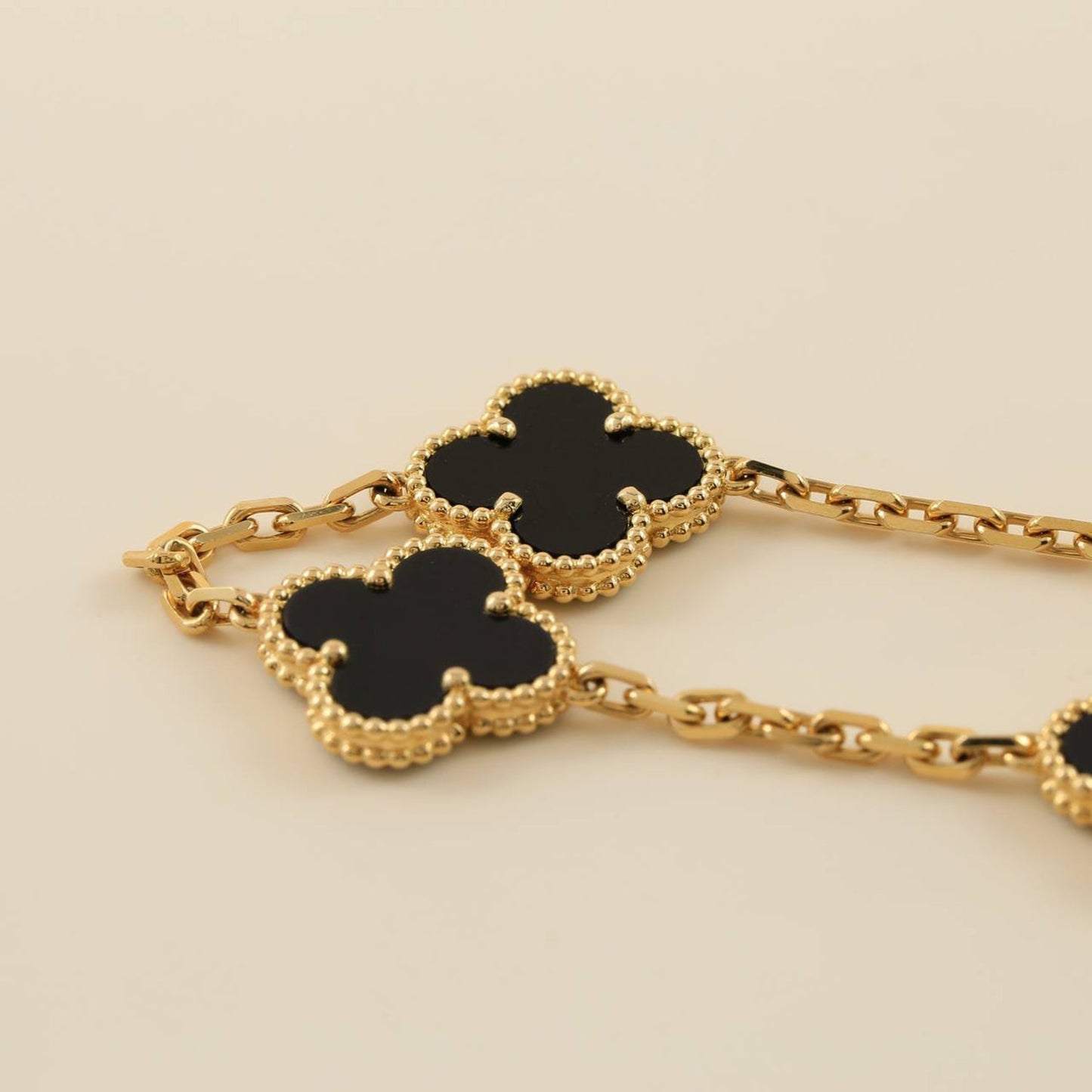 [LuckyStar]CLOVER 5 MOTIVE SCHWARZER ONYX ARMBAND 