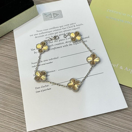 [LuckyStar]CLOVER  5 MOTIFS  CHRISTMAS LIMITED EDITION BRACELET
