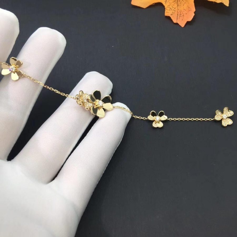 [LuckyStar]FRIVOLE GOLD 5 BLUMEN ARMBAND