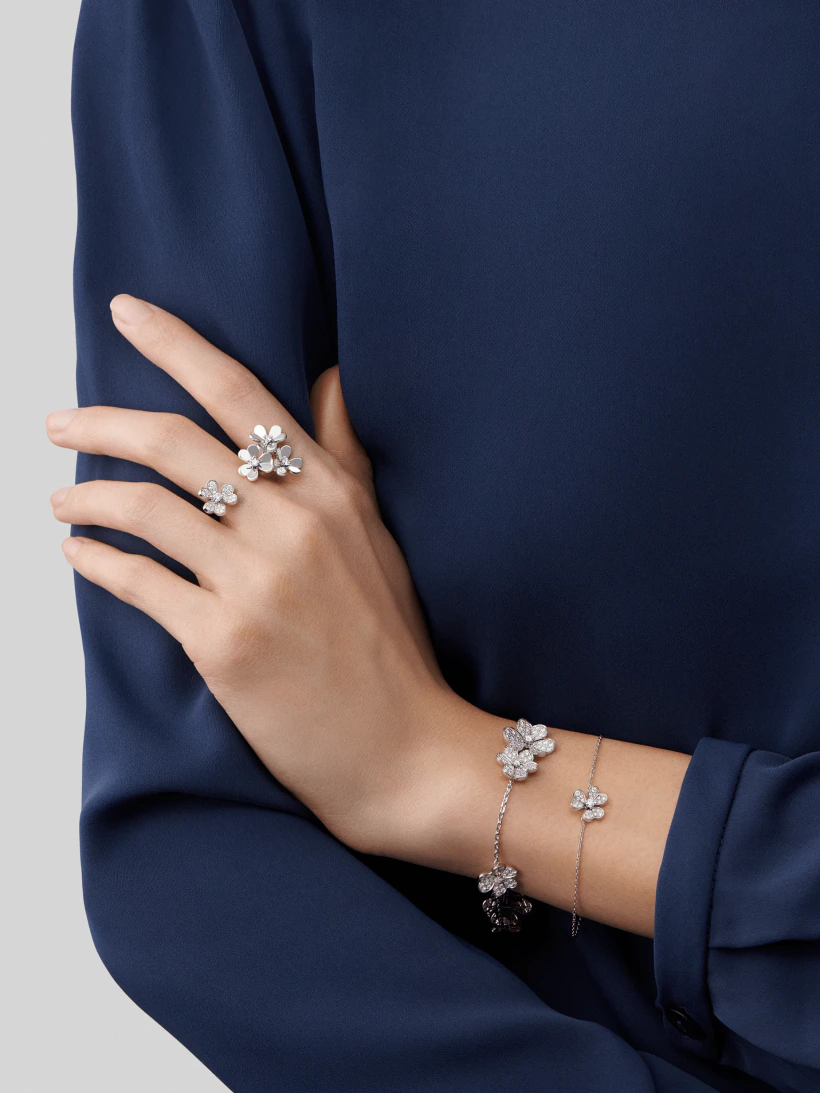 [LuckyStar]FRIVOLE SILBERNES BLUMEN-DIAMANTARMBAND 