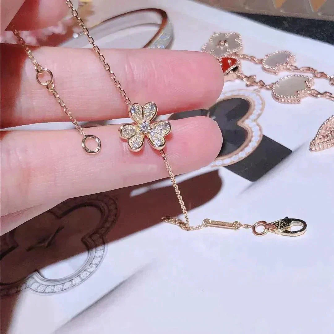 [LuckyStar]FRIVOLE GOLD BLUMEN DIAMANT ARMBAND