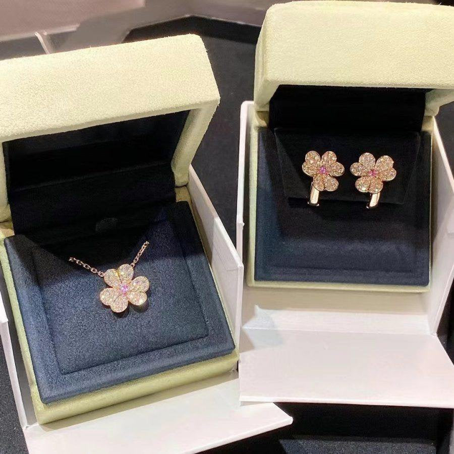 [LuckyStar]FRIVOLE ROTGOLD-OHRRINGE MIT BLUMENDIAMANTEN