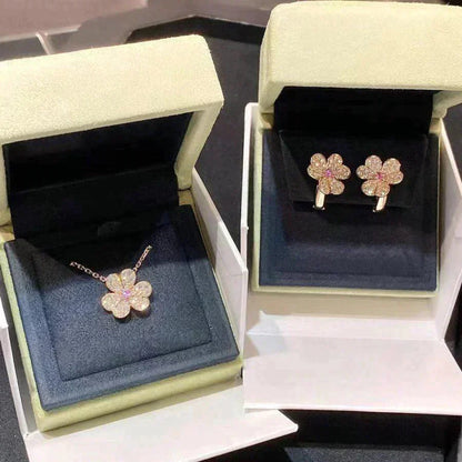 [LuckyStar]FRIVOLE ROSÉGOLD-HALSKETTE MIT BLUMEN UND DIAMANTEN