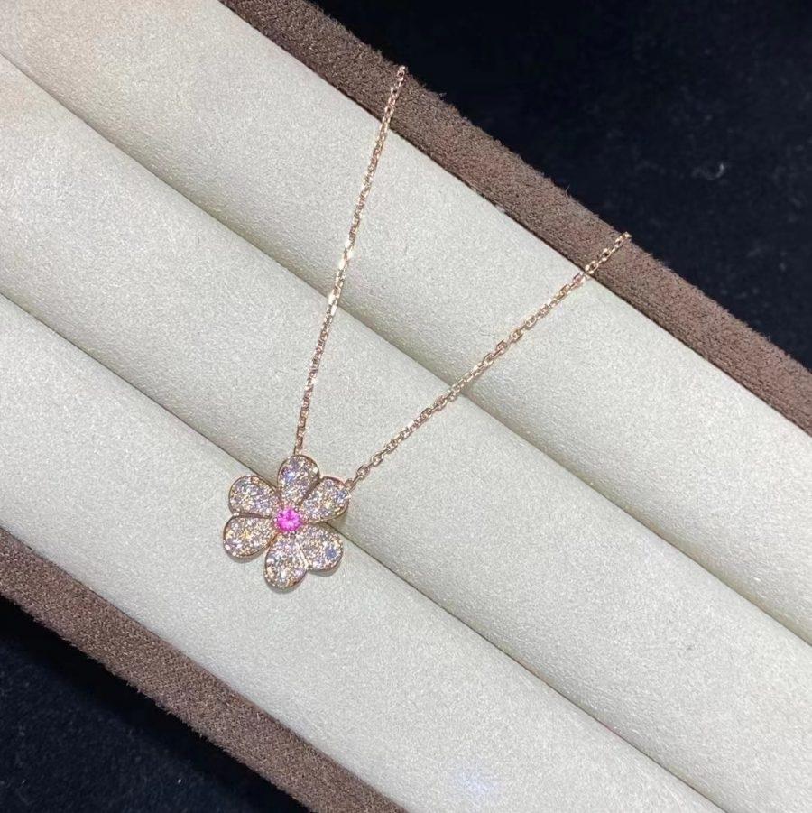 [LuckyStar]FRIVOLE ROSÉGOLD-HALSKETTE MIT BLUMEN UND DIAMANTEN