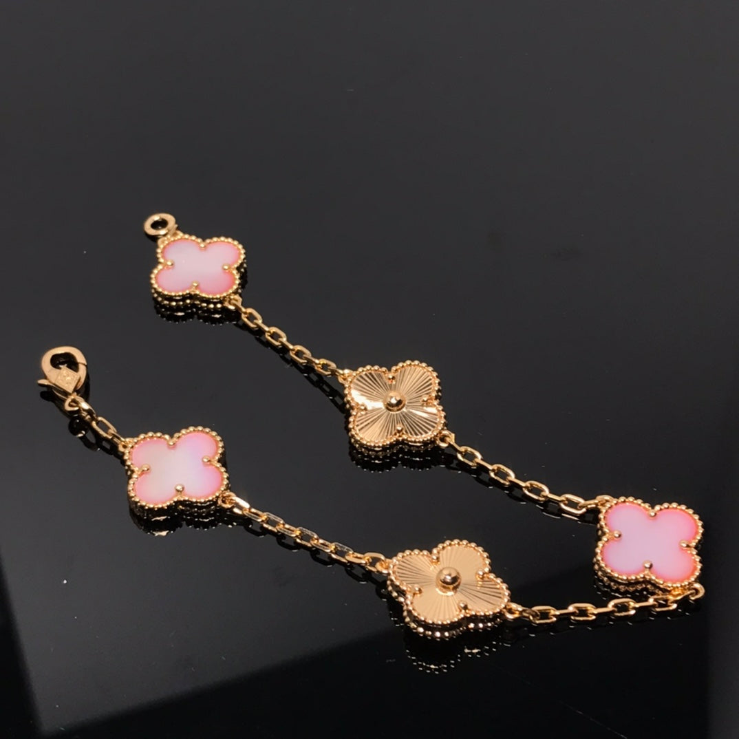 [LuckyStar]KLEE-ARMBAND MIT 5 MOTIV ROSA UND ROTGOLD
