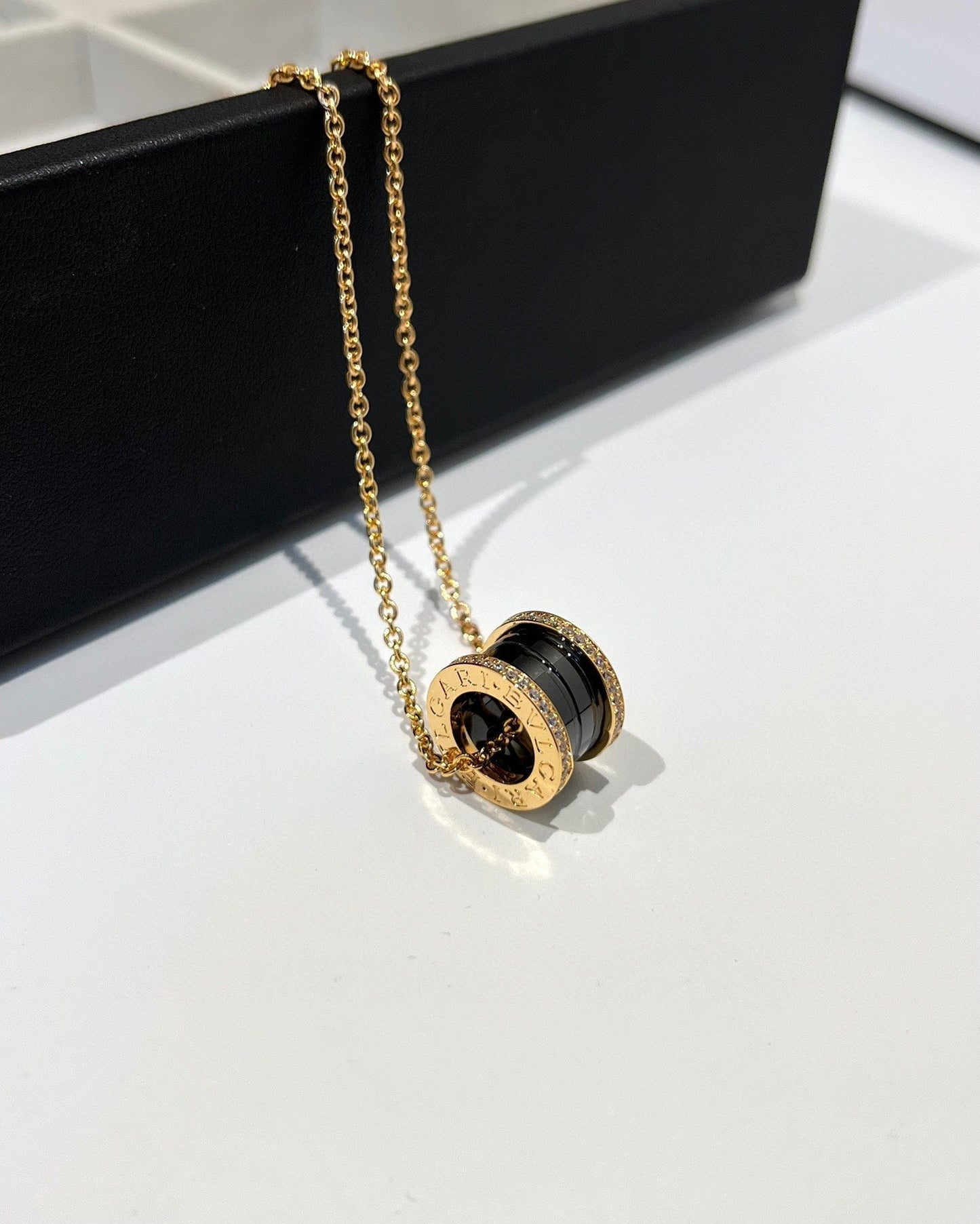 [LuckyStar]ZERO 1 SCHWARZE KERAMIK DIAMANT ROSGOLD HALSKETTE