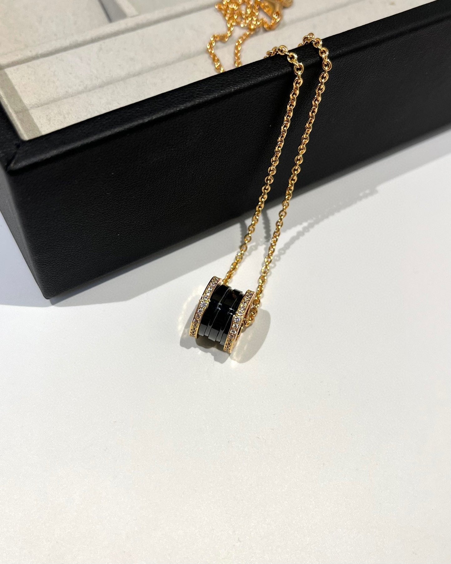 [LuckyStar]ZERO 1 SCHWARZE KERAMIK DIAMANT ROSGOLD HALSKETTE