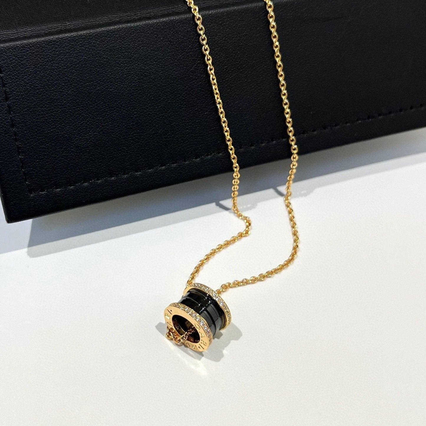 [LuckyStar]ZERO 1 SCHWARZE KERAMIK DIAMANT ROSGOLD HALSKETTE